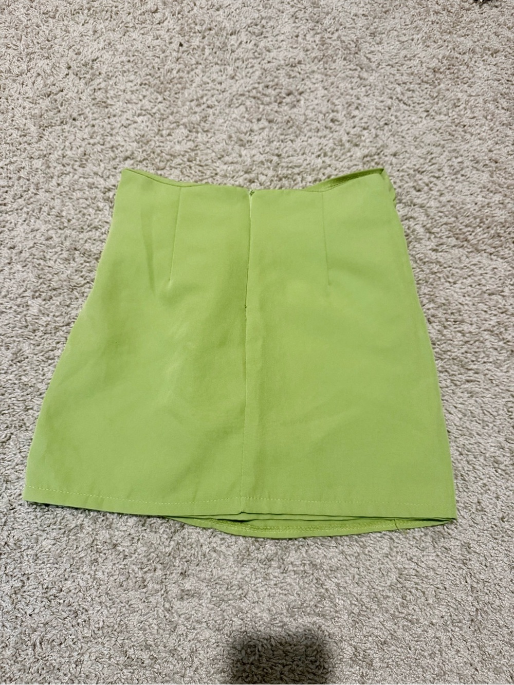 Mini Shirk - Picture 2 of 2